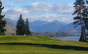 Golfcourse Road Chalets&Lodge